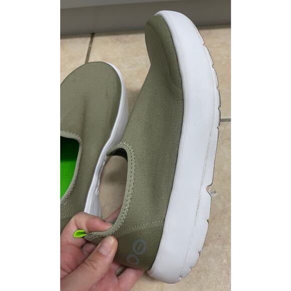 OOFOS Women's OOMG EEZEE Low shoe slip-on taupe canvas size 8 - Picture 6 of 8